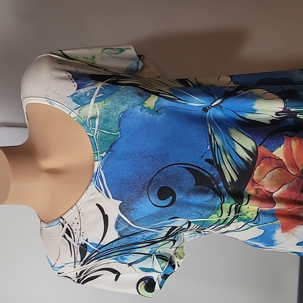 Reina Butterfly Floral Travel Dress! W/POCKETS - Picture 3 of 13